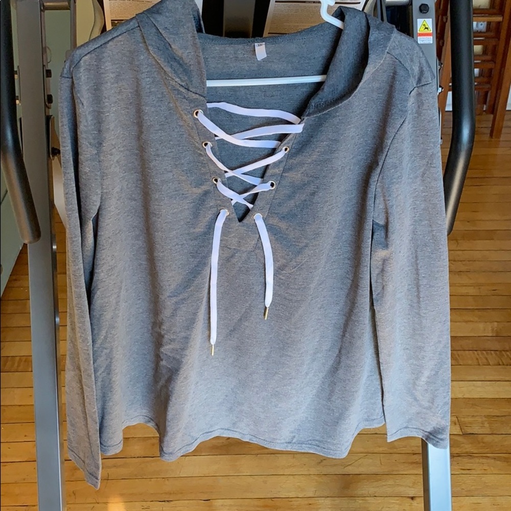 Sweatshirt